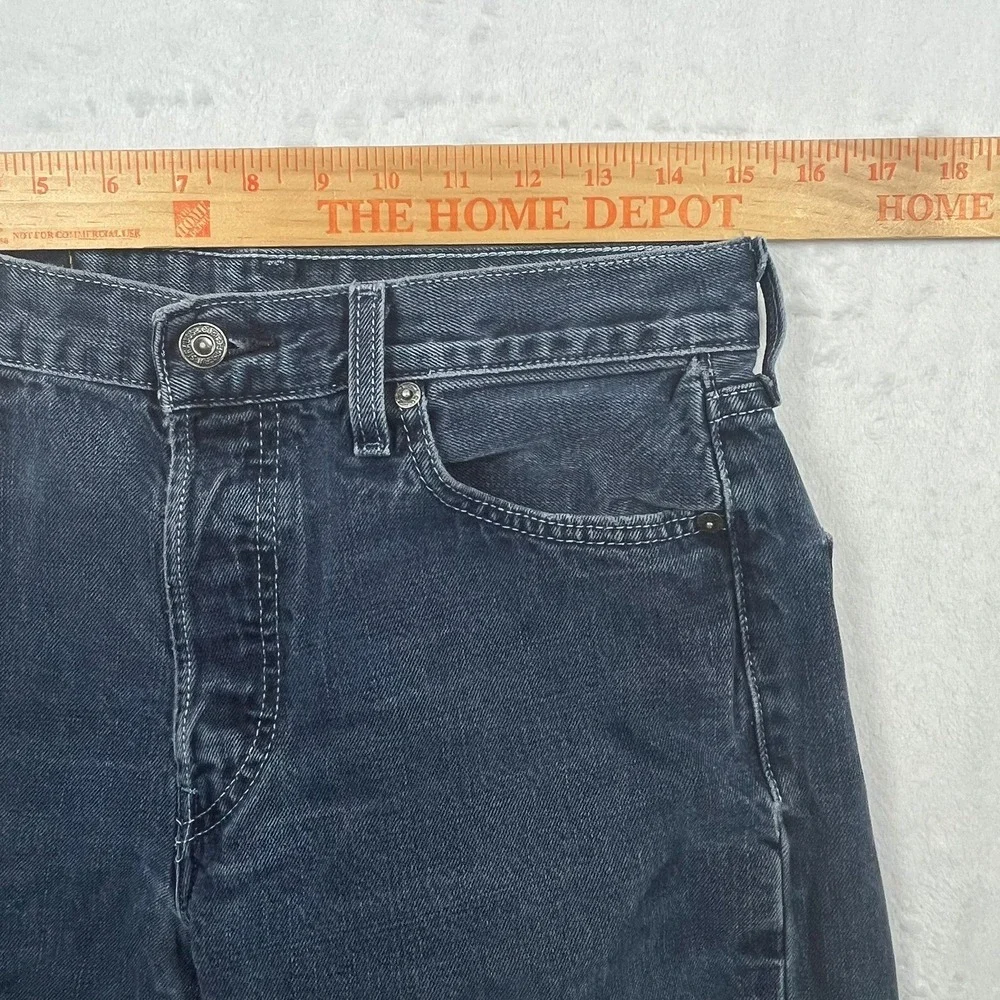 Levis step into